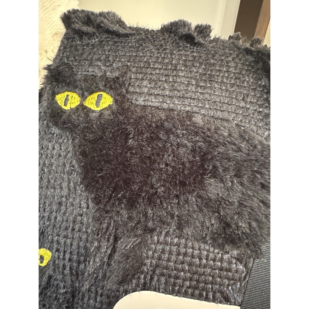 BRAND NEW COSTCO FAUX FUR EMBROIDERED HALLOWEEN BLANKET THROW ๐โโฌ BLACK CAT ๐โโฌ - Picture 6 of 6